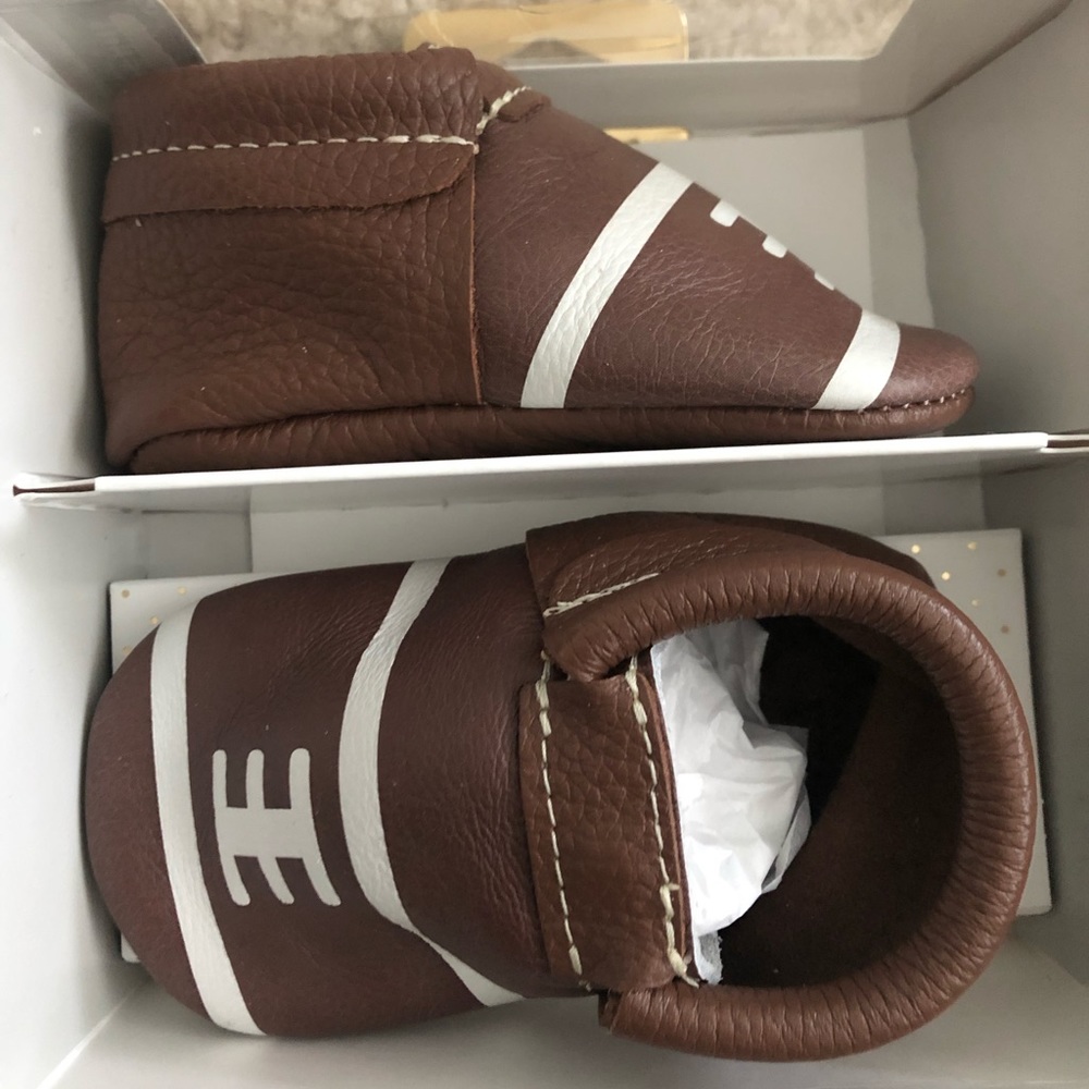 Freshly Picked Moccasins - size 4